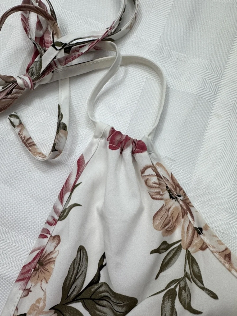 SHEIN White Floral Tie-Strap V-Neck Cami Top - Pink & Green - Picture 6 of 10